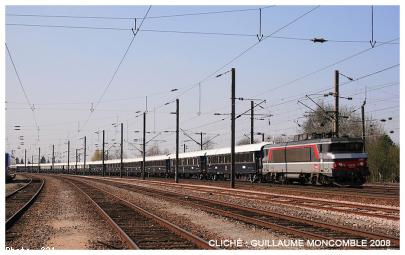 La locomotive BB 15035 « Nogent-sur-Marne »
